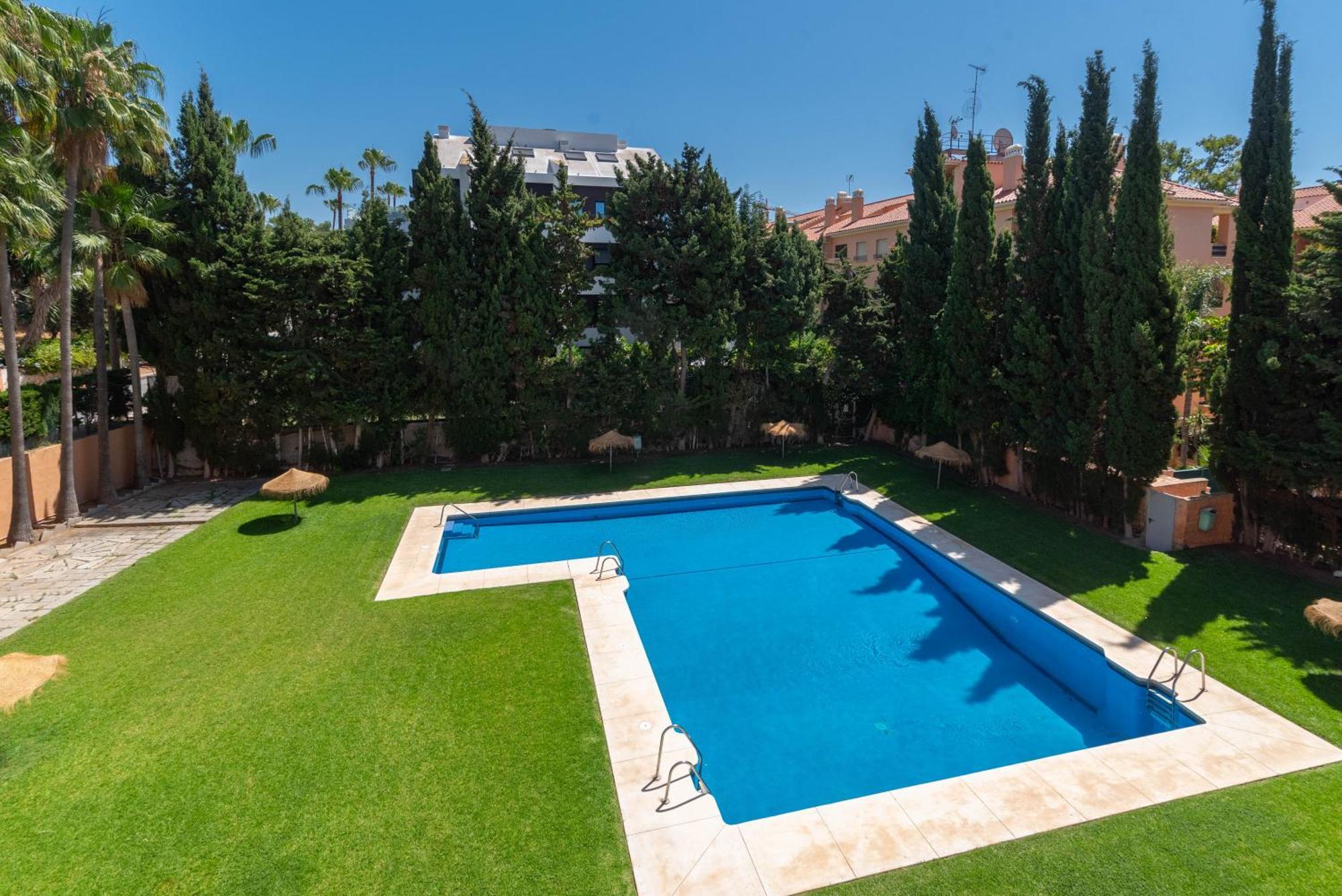 Cabopino Duplex, Swimming Pool, Beach 5Min Away, Chill Out Terrace And High-Speed Wifi Marbella Dış mekan fotoğraf